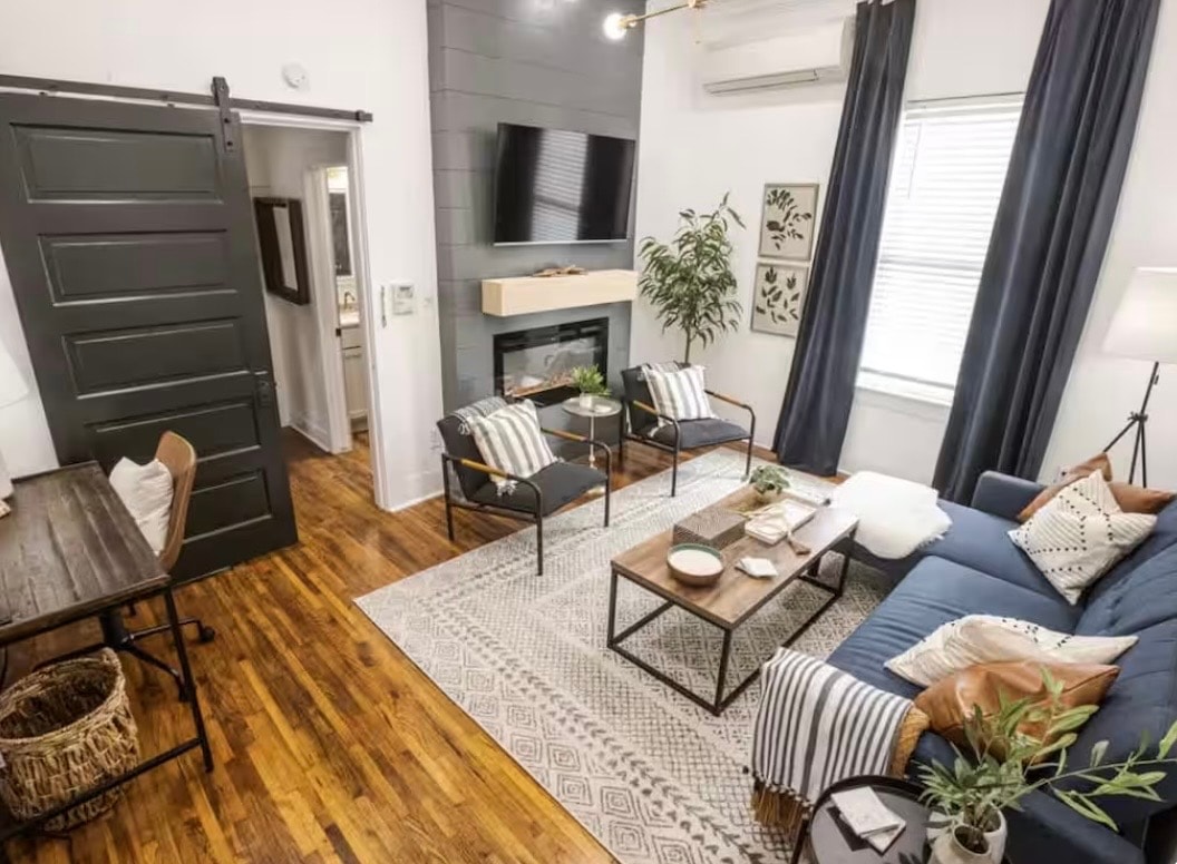 Fully Furnished 1-Bedroom | Move-In Ready